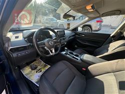 نيسان ألتيما